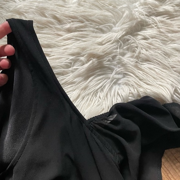 SHOW ME YOUR MUMU Birdie Ruffle Black Cold Shoulder Chiffon Dress - Picture 4 of 5